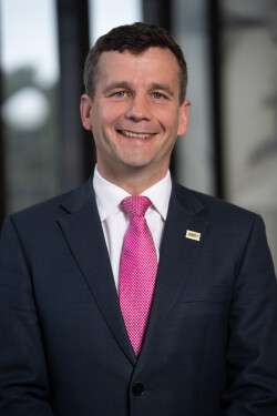 Hon David Seymour